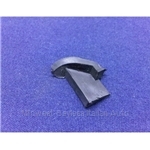 Door Glass Outer Weatherstrip Trim - Rubber Pad Front Right (Fiat Pininfarina 124 Spider) - OE NOS