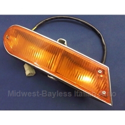    Turn Signal Assembly Front Right With Amber Lens (Fiat 124 Spider 1968-74) - U8.5